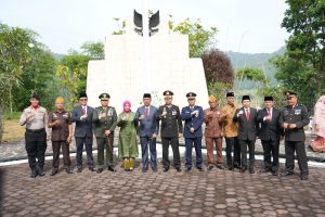 Forkopimda Kabupaten Bandung Peringati Hari Pahlawan 10 November “Teladani Pahlawanmu, Cintai Negerimu